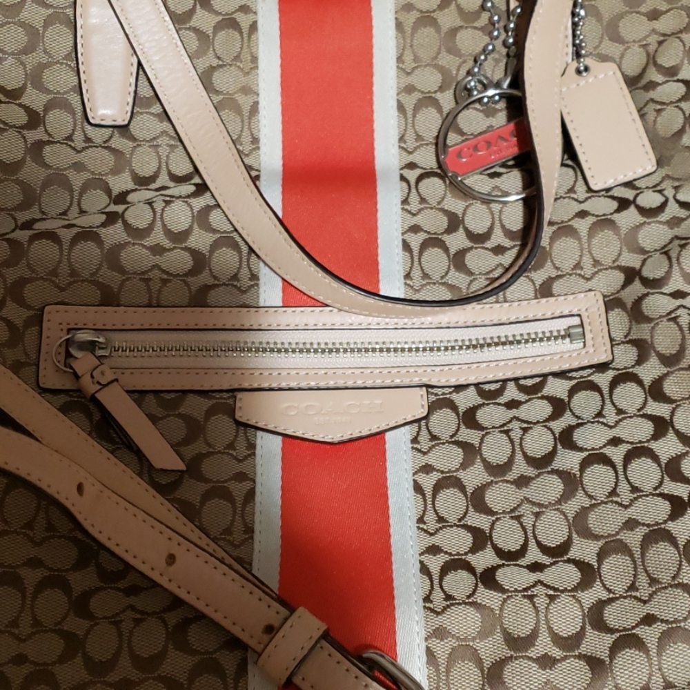 Coach shoulder purse